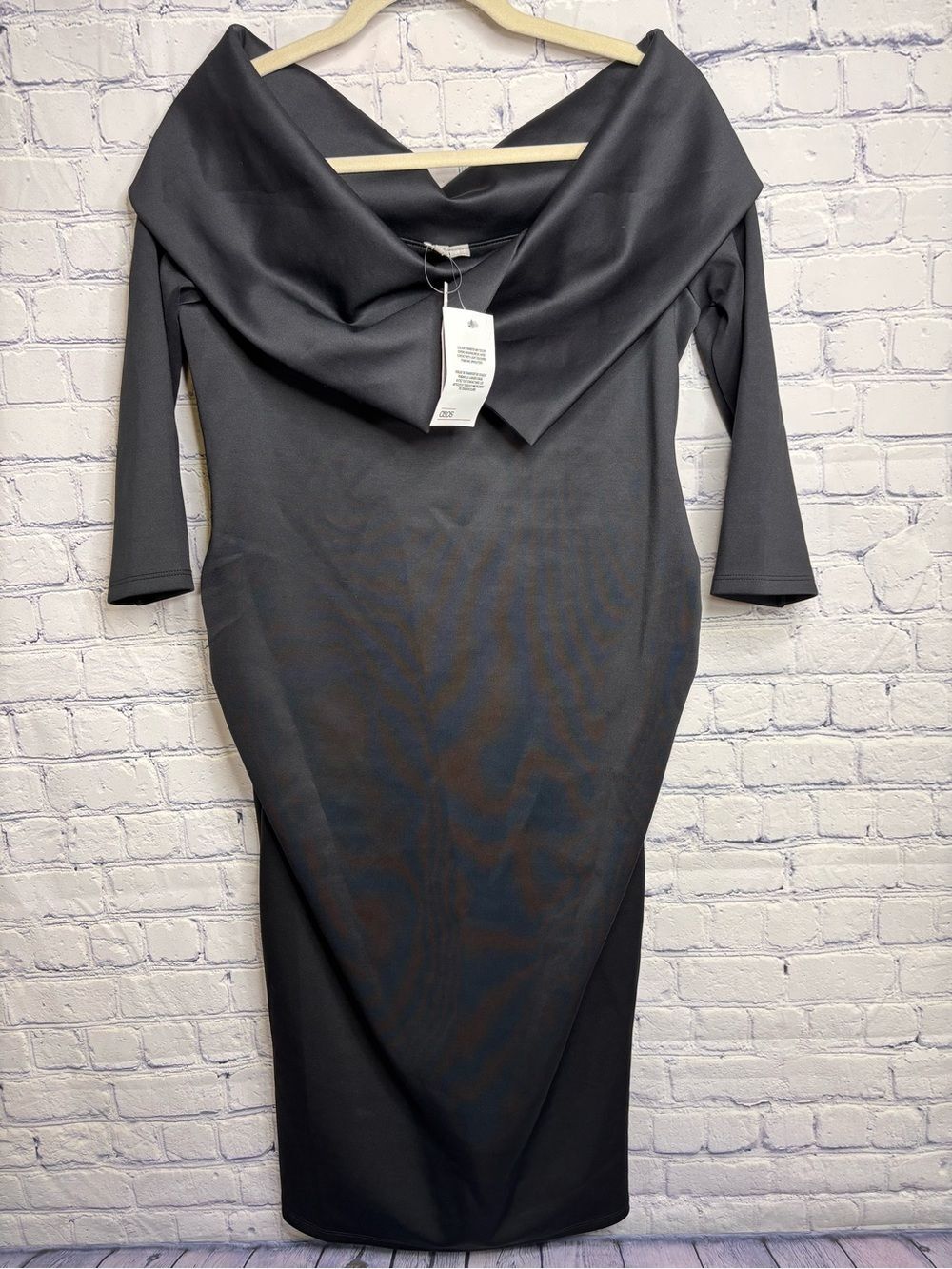 NWT ASOS DESIGN Maternity Black Bardot Off-Shoulder Wedding Party Midi Dress 6